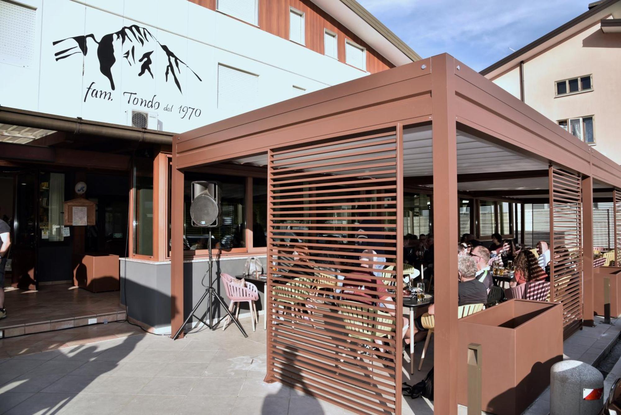 Al Benvenuto Hotel & Restaurant Tolmezzo Exterior photo